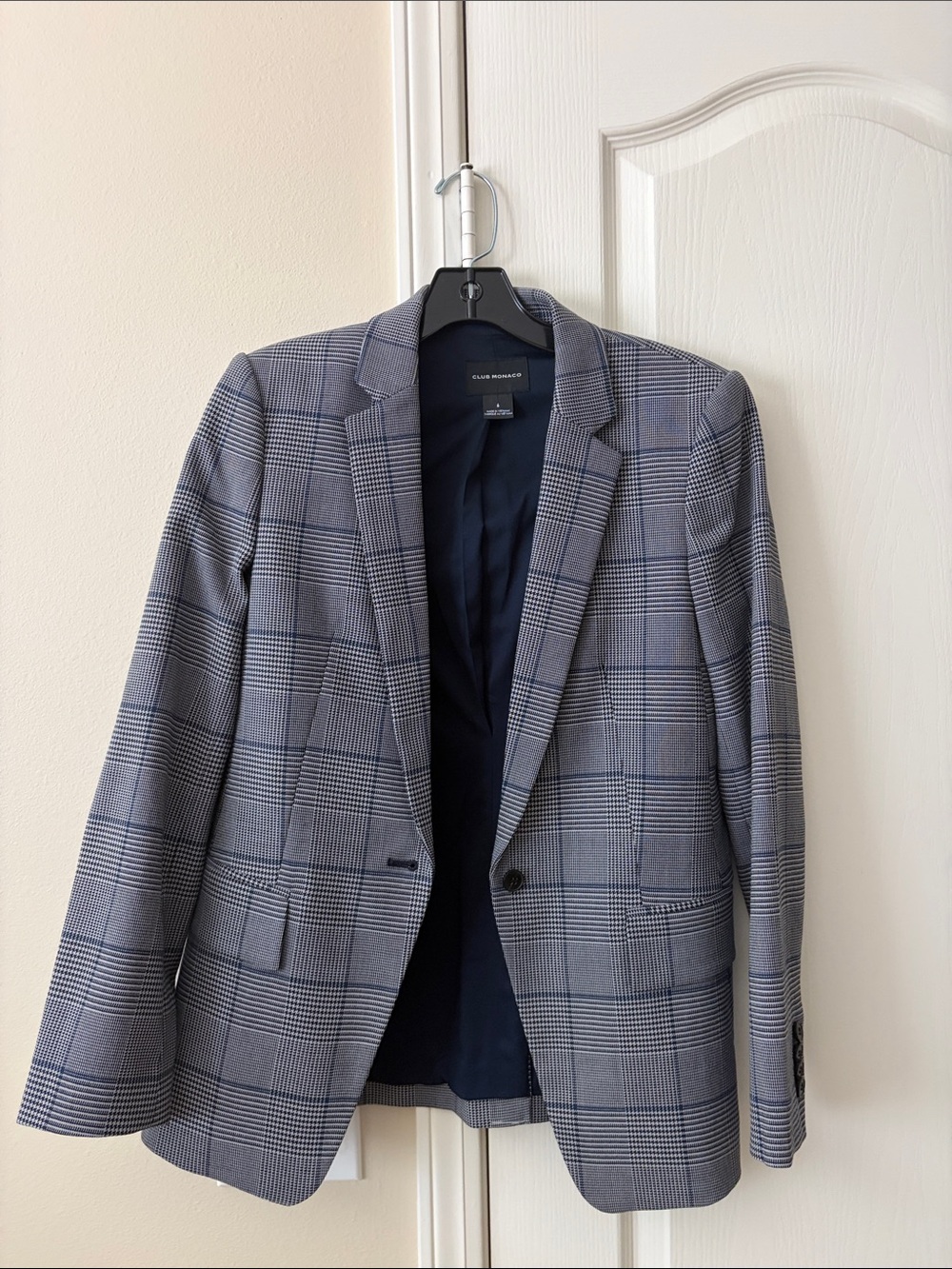NWOT Club Monaco Grey Plaid Blazer
